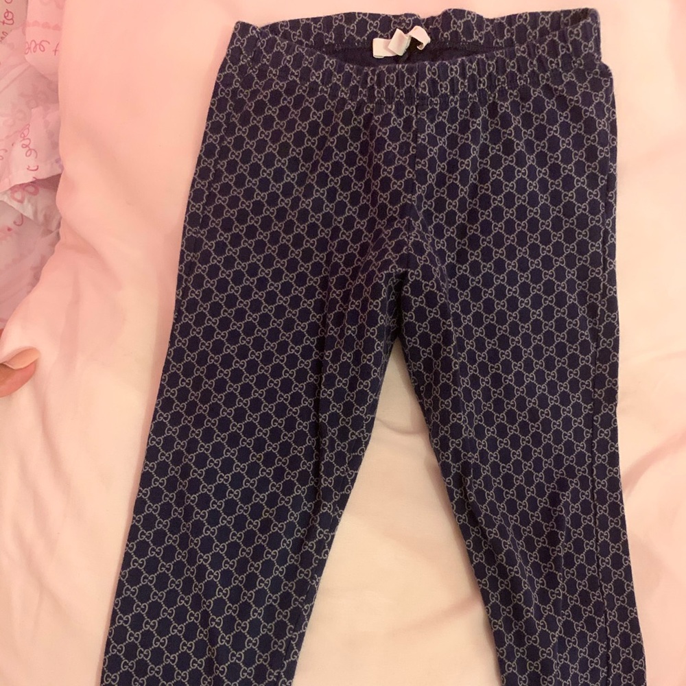 SOLD!! Authentic Gucci leggings